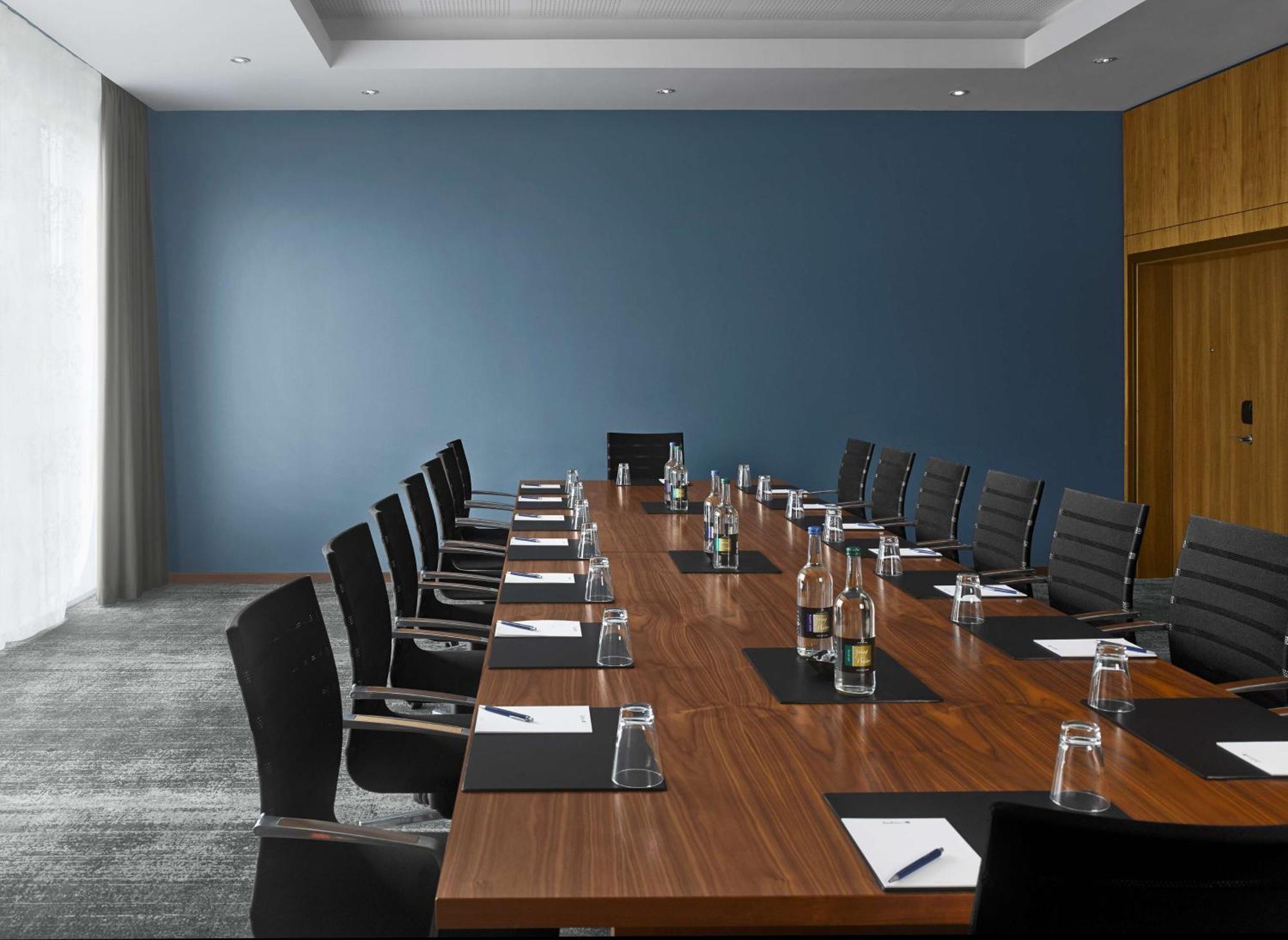 Radisson Blu Hotel East Midlands Airport Castle Donington Εξωτερικό φωτογραφία