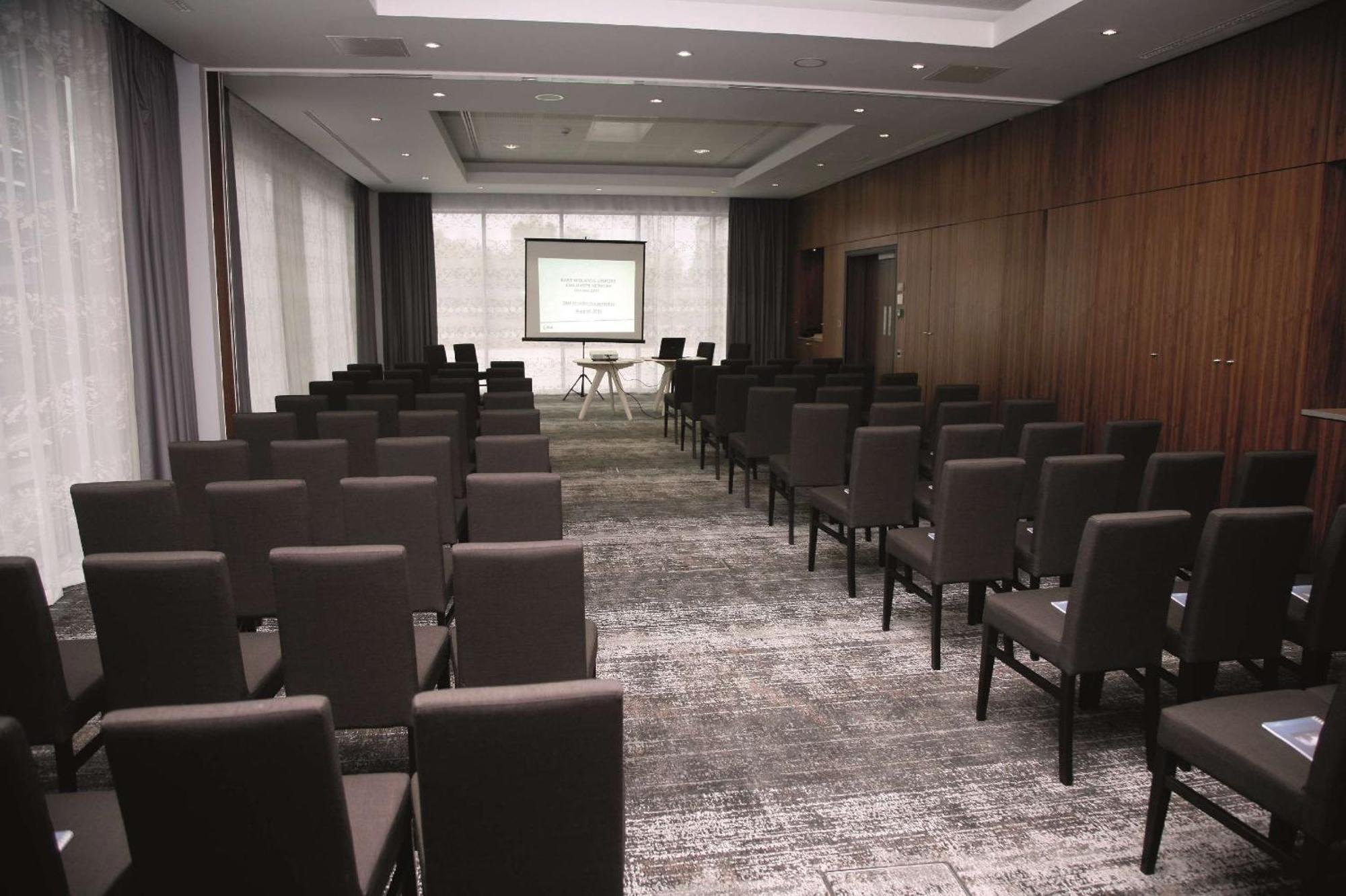 Radisson Blu Hotel East Midlands Airport Castle Donington Εξωτερικό φωτογραφία